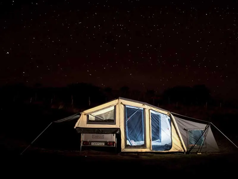Campooz Lazy Jack opgezet tijdens winterkamperen